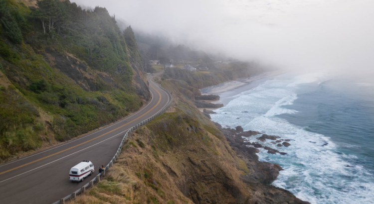 A Quick Coastal Drive: Traveling 22 Miles from Florence to Reedsport in Just 30 Minutes
