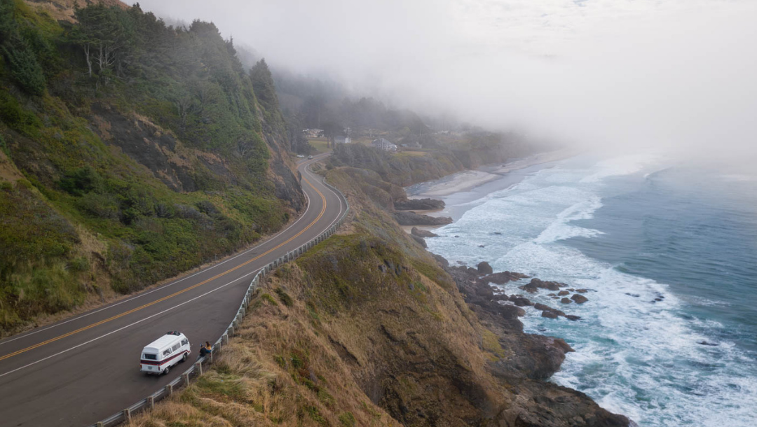 A Quick Coastal Drive: Traveling 22 Miles from Florence to Reedsport in Just 30 Minutes